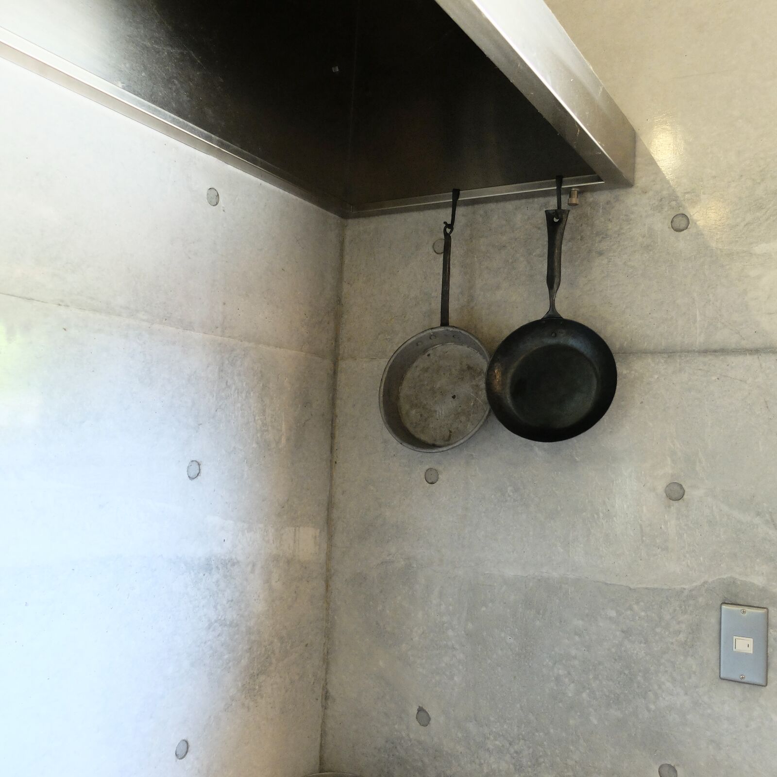 Range Hood Hook 9